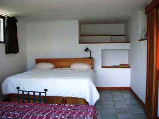 Guest Room at Pasajcap